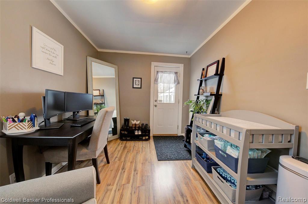 3919 Durham Road Royal Oak, MI 48073 - Photo 21 of 40