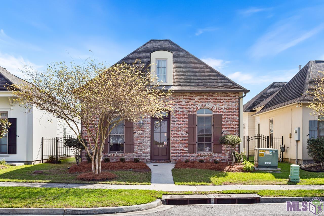 13927 Park Terrace Baton Rouge, LA 70810 - Photo 1 of 18