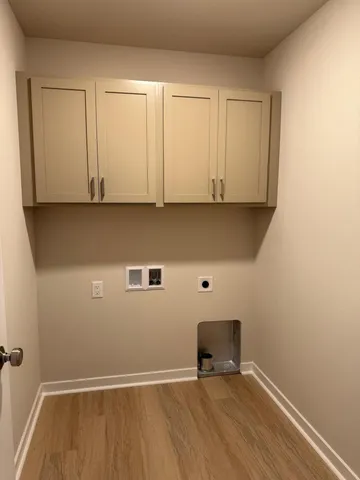 $359,900 | W219N16267 Primrose Court, Jackson, WI 53037