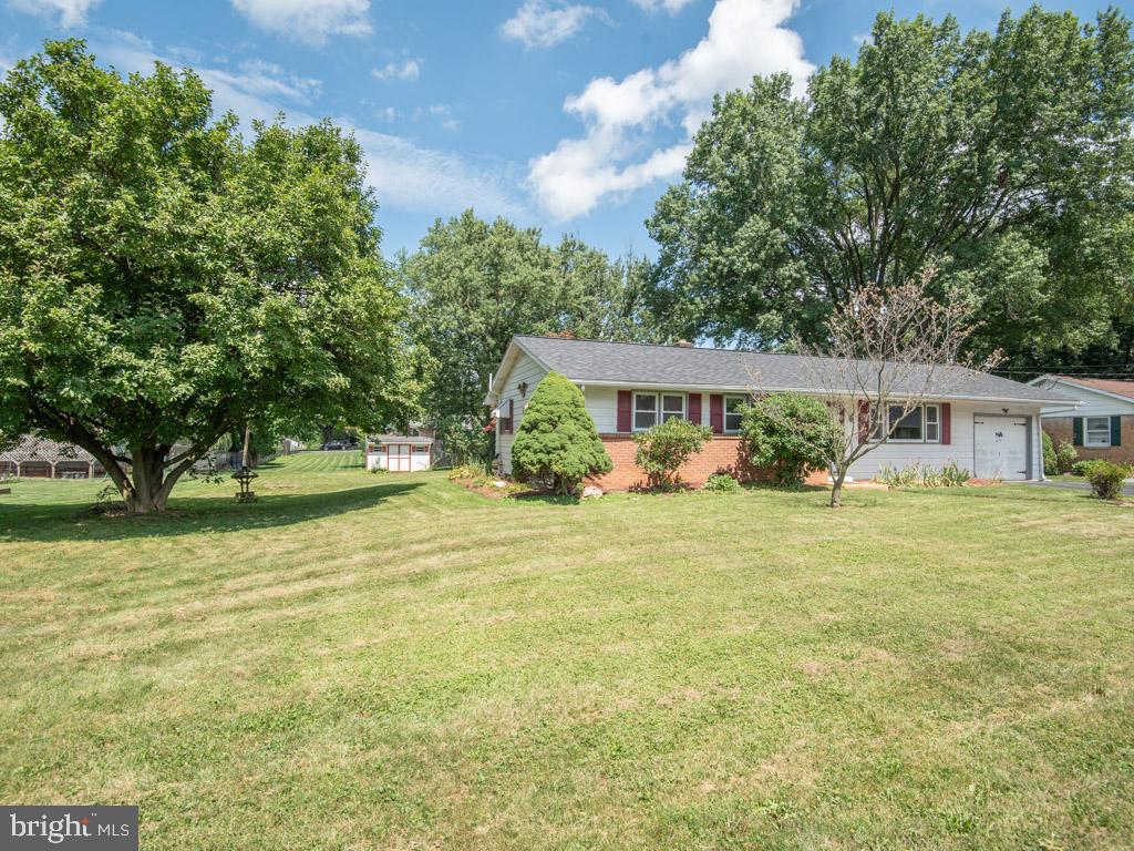 471 Delp Road Lancaster, PA 17601 - Photo 18 of 29 Gallery Image 18