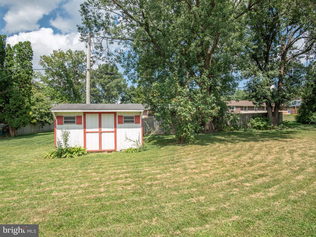 471 Delp Road Lancaster, PA 17601 - Photo 24 of 29 Gallery Image 24