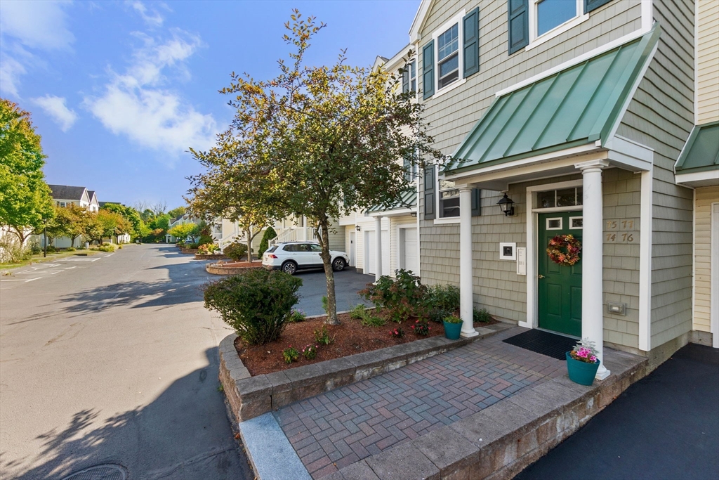 35 Collins Street, Unit 75 Danvers, MA 01923 - Photo 5 of 31 a view of a house with a yard