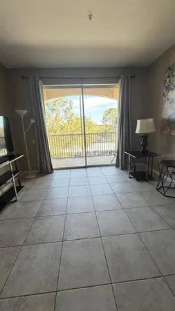 a view of a livingroom with furniture