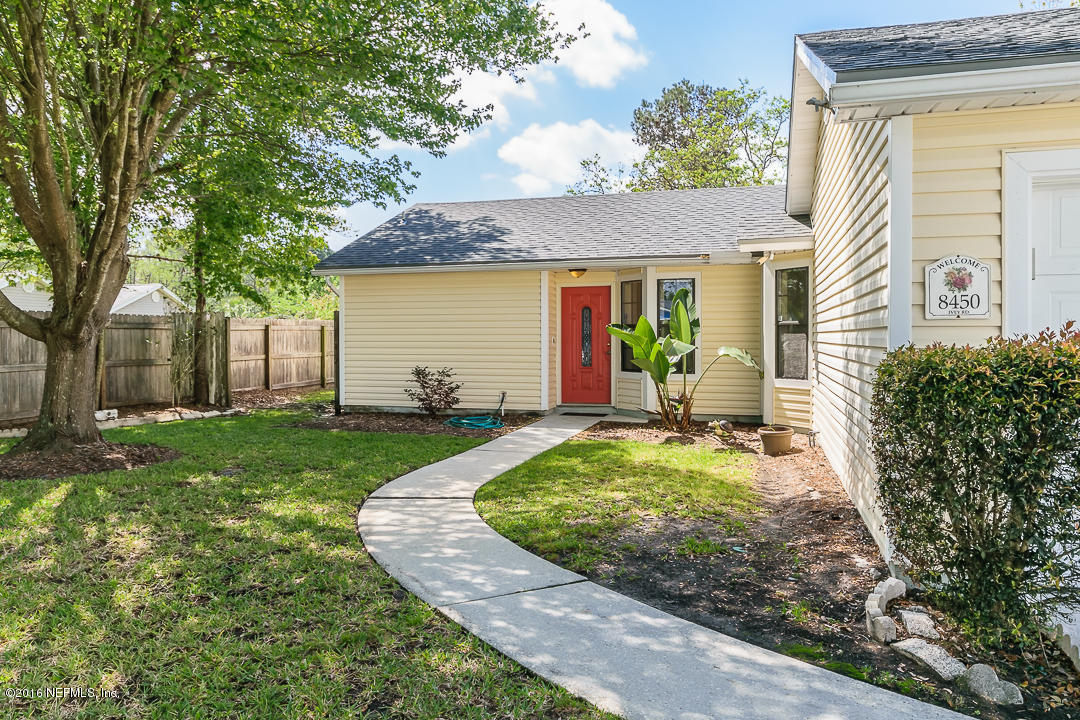 8450 Ivey Road Jacksonville, FL 32216 - Photo 3 of 20 front close up