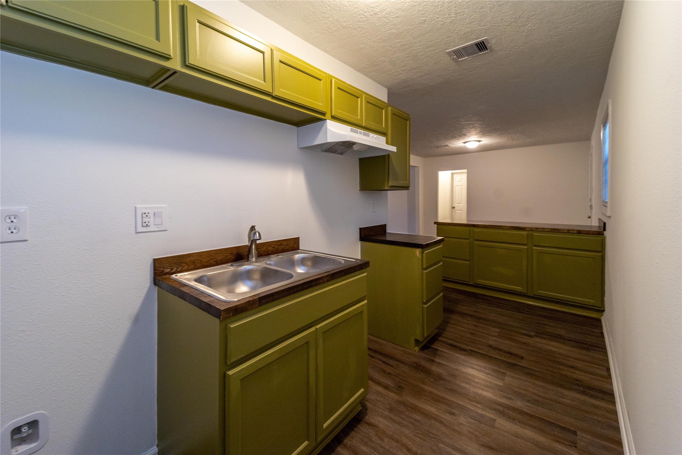 507 West Decatur Avenue Orange, TX 77630 - Photo 12 of 31