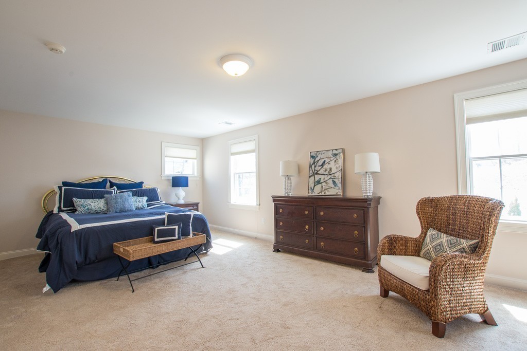 37 Erik Road Medfield, MA 02052 - Photo 16 of 30 Gallery Image 16
