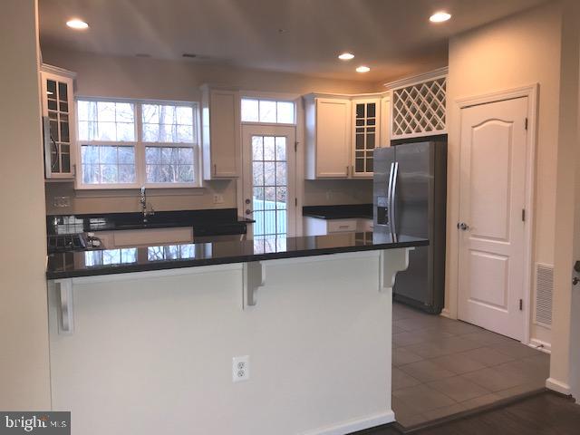 7396 Riding Meadow Way Manassas, VA 20111 - Photo 2 of 14 Gallery Image 2
