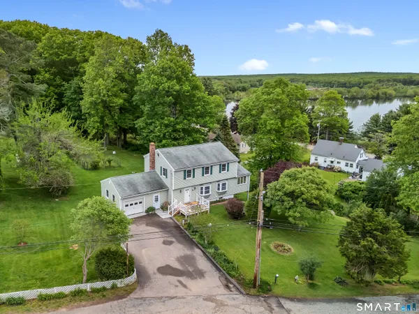 $469,000 | 38 Roberts Road, Groton, CT 06340