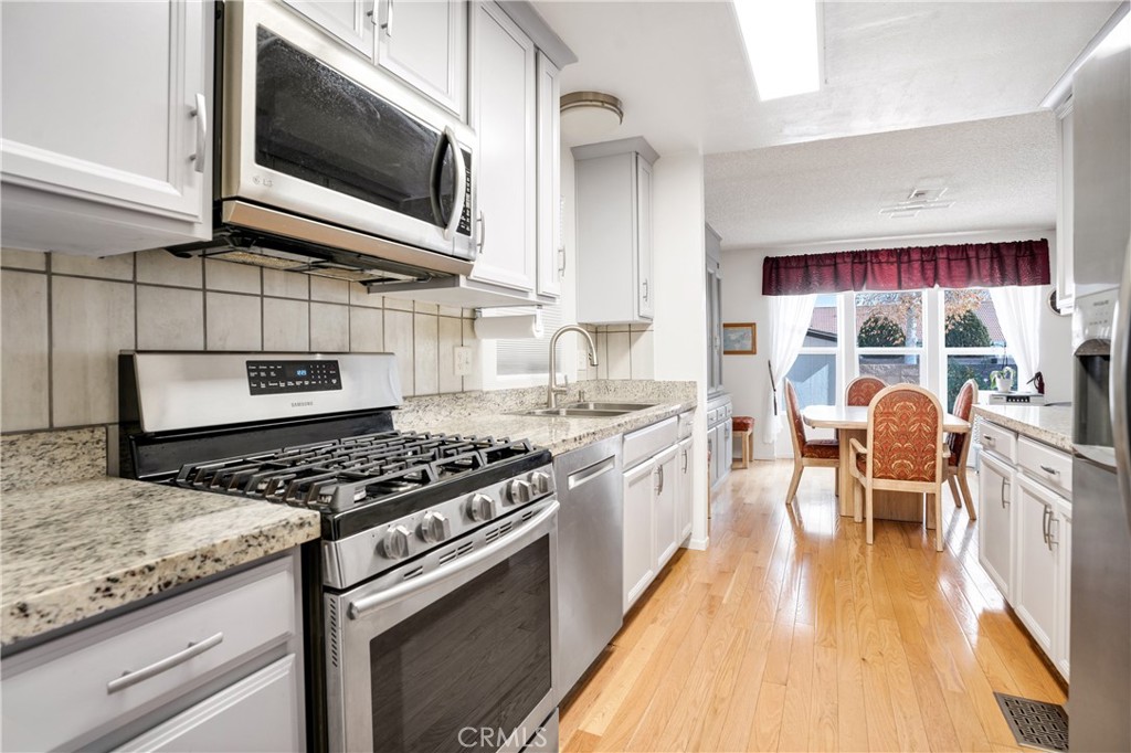 1338 Bishop Drive Hemet, CA 92545 - Photo 11 of 34