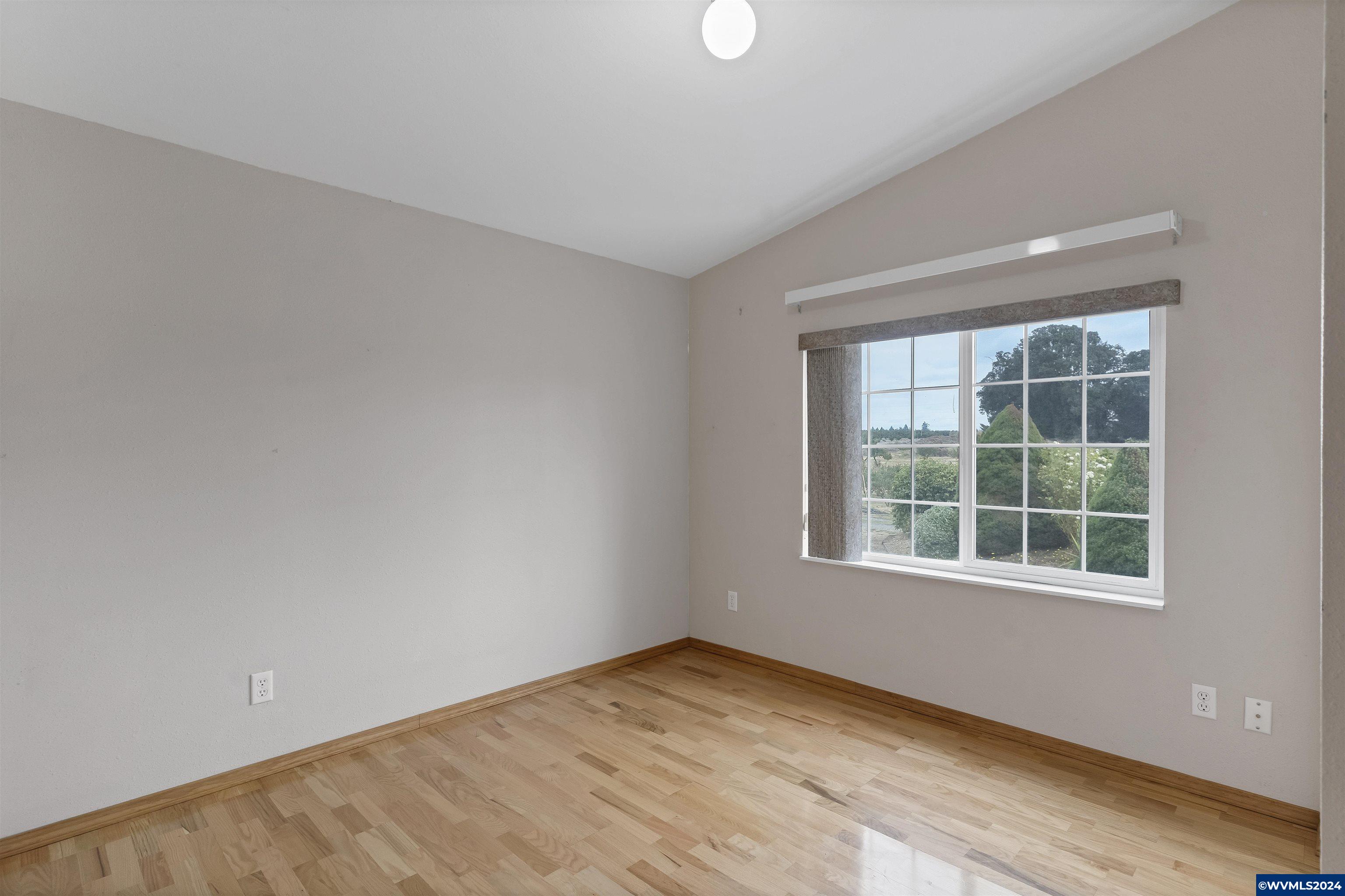 8400 Hopewell Road Northwest Salem, OR 97304 - Photo 18 of 42 Gallery Image 18