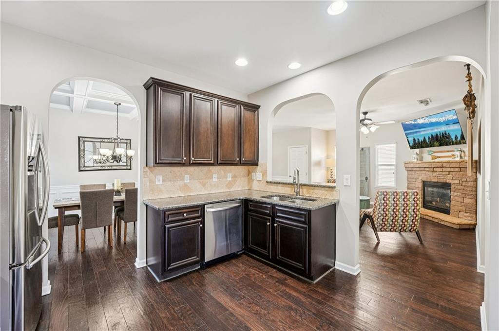 5815 Crest Oak Way Cumming, GA 30028 - Photo 15 of 60