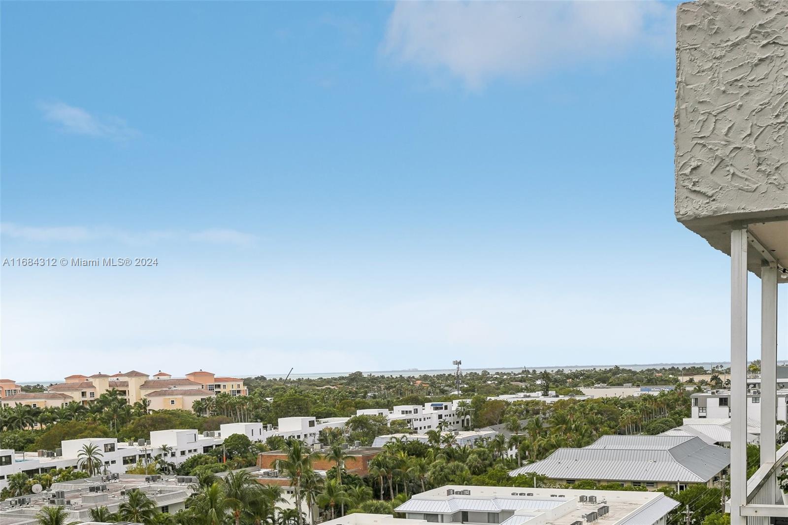 550 Ocean Drive, Unit 9F Key Biscayne, FL 33149 - Photo 18 of 37 a view of city and mountain