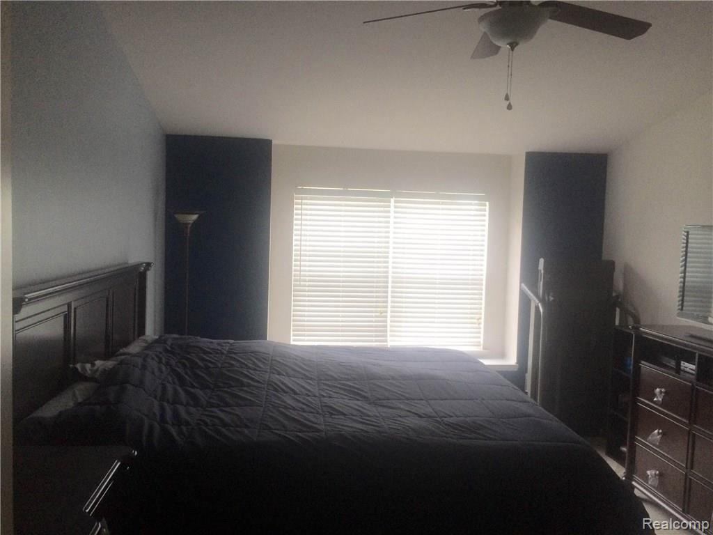 4240 Hampton Ridge Boulevard, Unit 153 Howell, MI 48843 - Photo 10 of 17