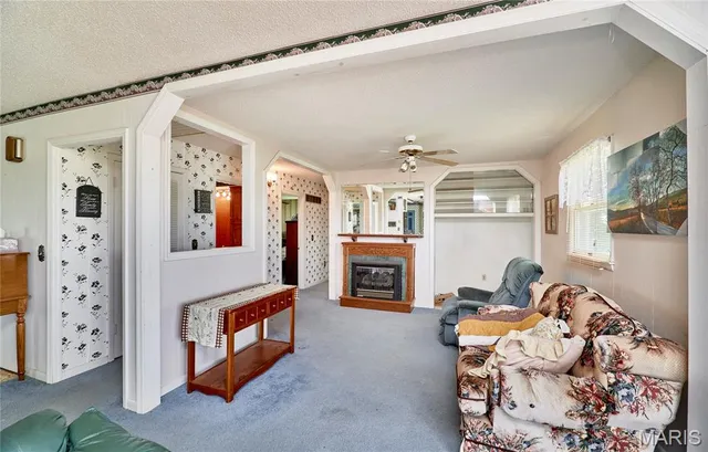 $285,000 | 339 White Road, Hawk Point, MO 63349