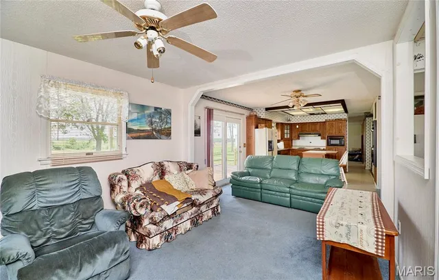 $285,000 | 339 White Road, Hawk Point, MO 63349