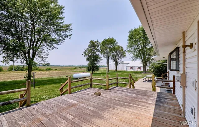 $285,000 | 339 White Road, Hawk Point, MO 63349