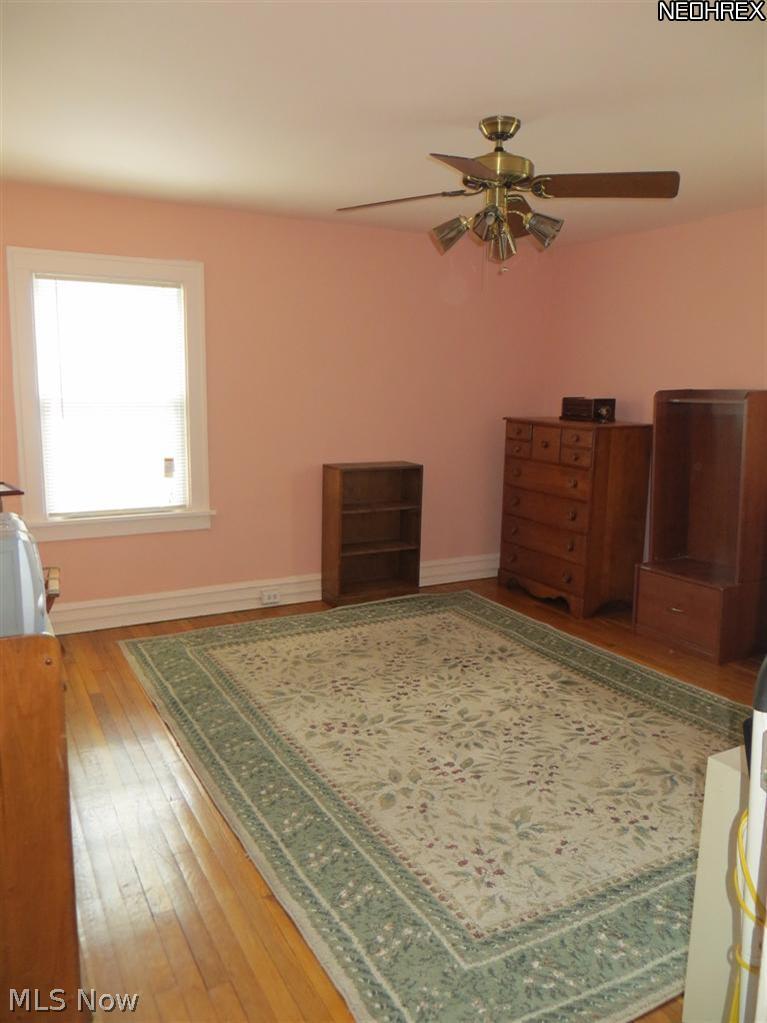 3312 Braemar Road Cleveland, OH 44120 - Photo 12 of 19 Large guest bedroom
