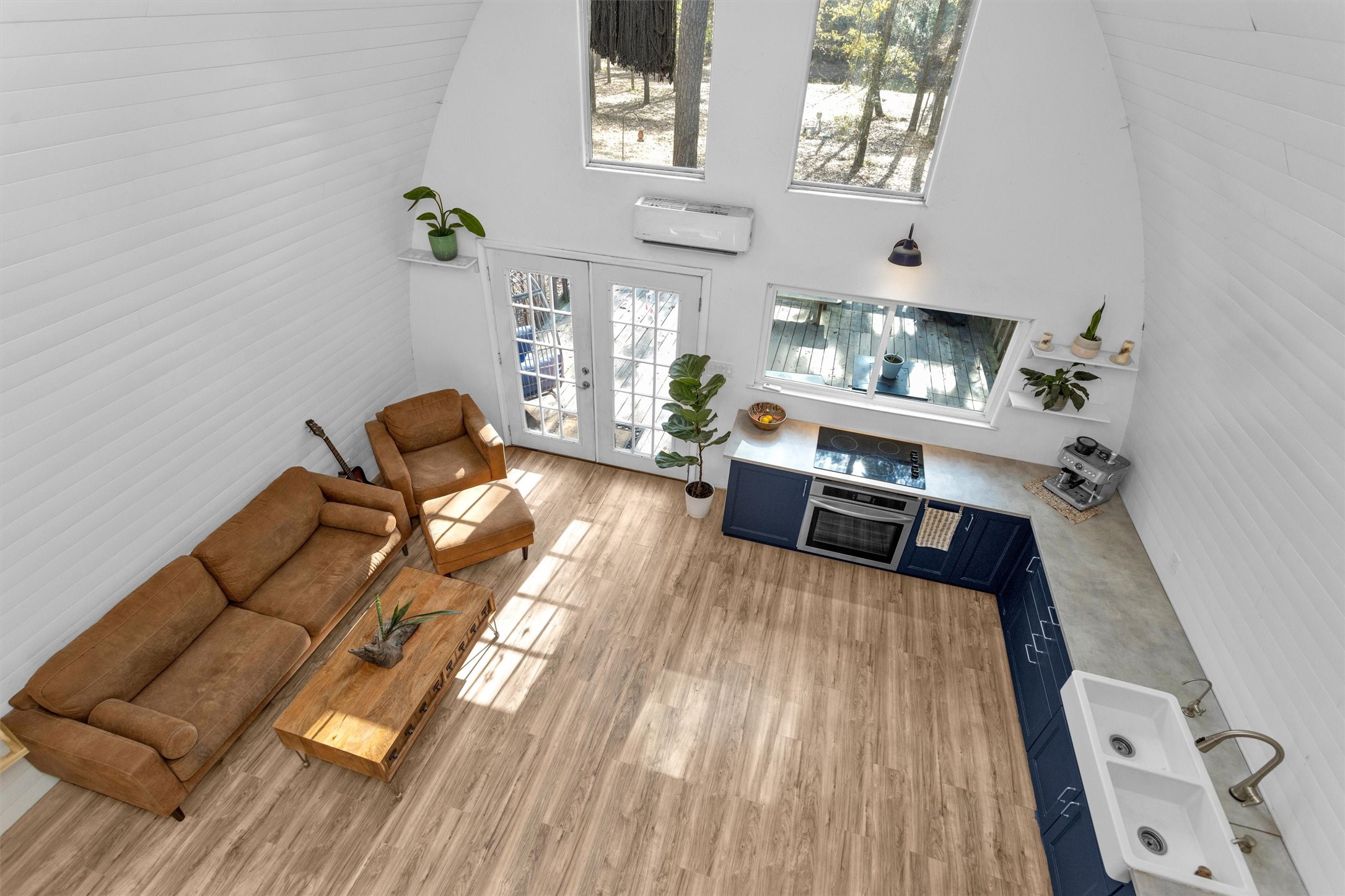 215 Fm 2929 Road Huntsville, TX 77340 - Photo 12 of 50 2 bed/2 bath cabin