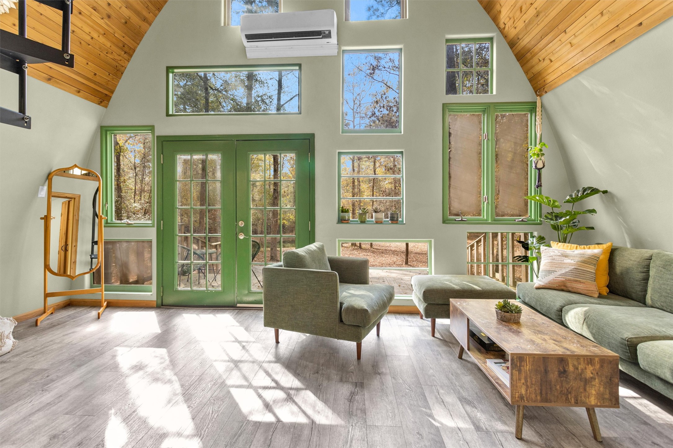 215 Fm 2929 Road Huntsville, TX 77340 - Photo 17 of 50 1 bed/1 bath cabin