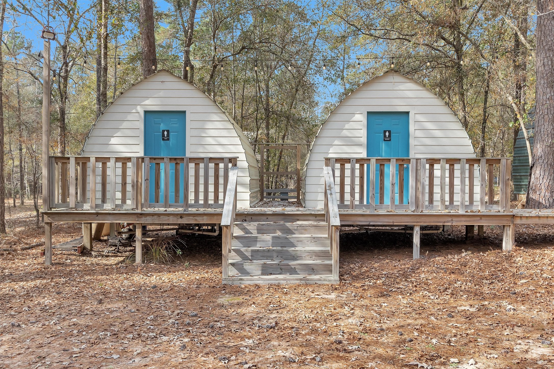 215 Fm 2929 Road Huntsville, TX 77340 - Photo 33 of 50 Public restrooms