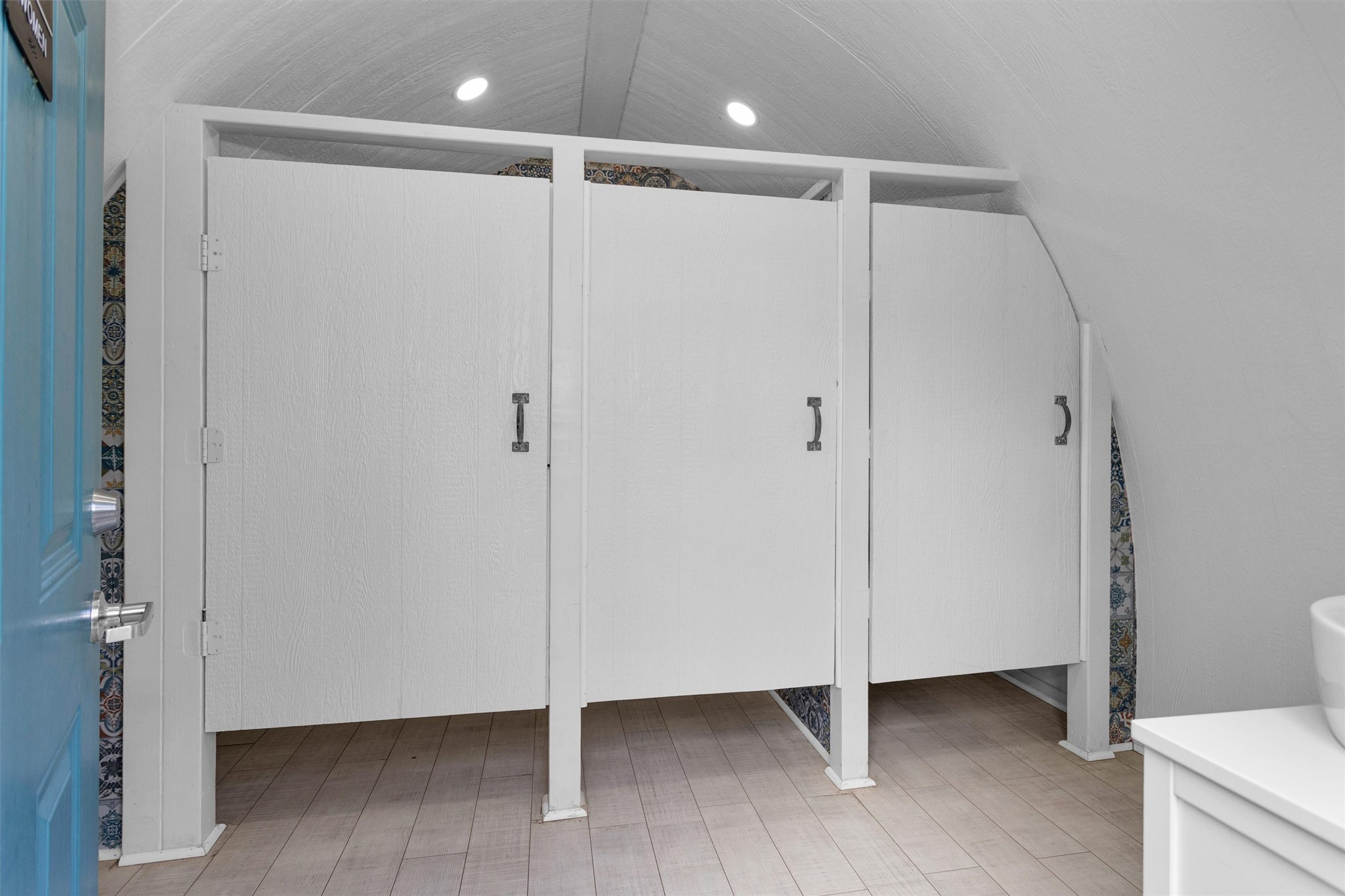 215 Fm 2929 Road Huntsville, TX 77340 - Photo 34 of 50 Public restrooms