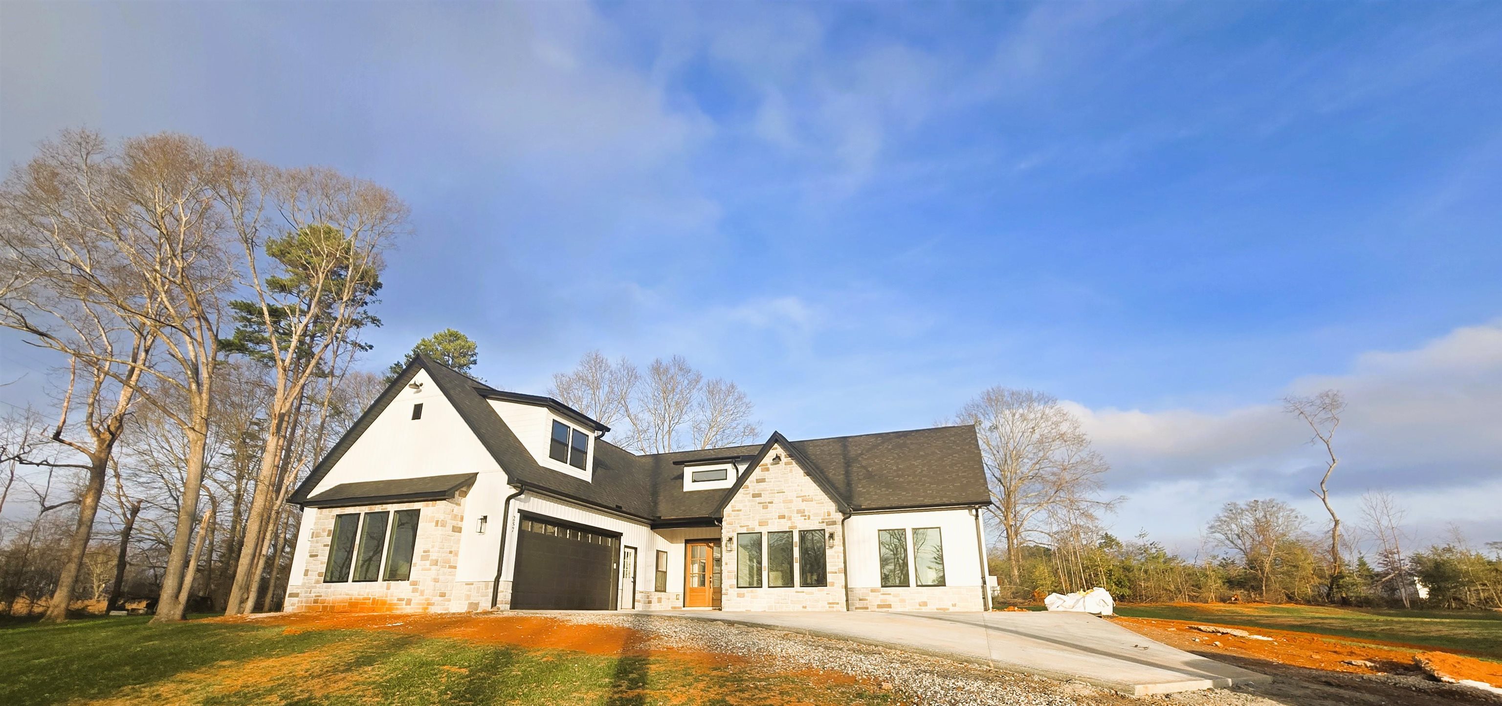 257 State Rd S-42-742 Wellford, SC 29385 - Photo 2 of 29