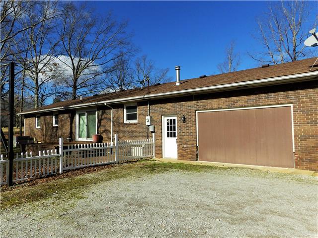 1387 Pomona Road Dickson, TN 37055 - Photo 2 of 20 Gallery Image 2