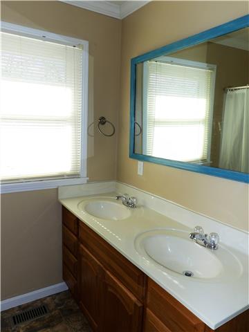1387 Pomona Road Dickson, TN 37055 - Photo 12 of 20 Gallery Image 12