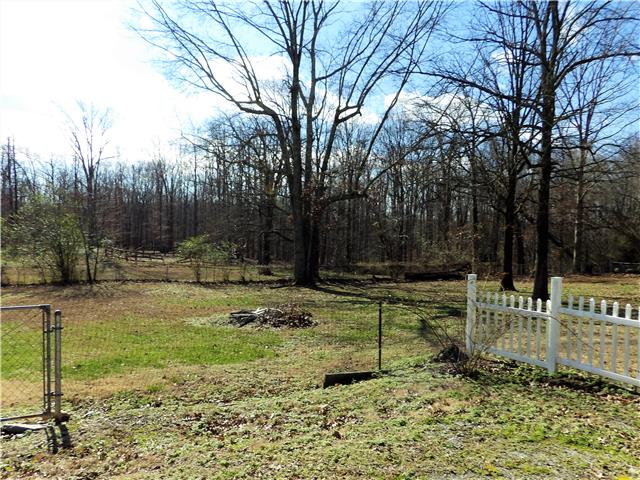 1387 Pomona Road Dickson, TN 37055 - Photo 4 of 20 Gallery Image 4