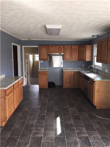 1387 Pomona Road Dickson, TN 37055 - Photo 8 of 20 Gallery Image 8