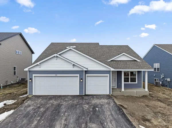 $439,791 | 142 Ridgeview Lane, Elko New Market, MN 55054
