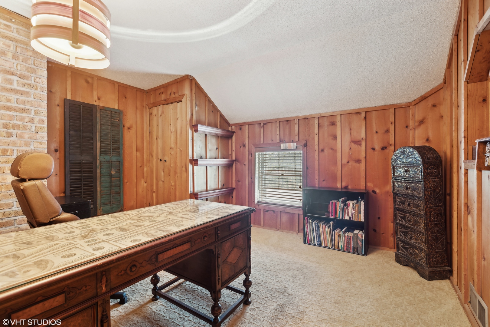 6618 West Hillside Road Crystal Lake, IL 60012 - Photo 12 of 24 Gallery Image 12