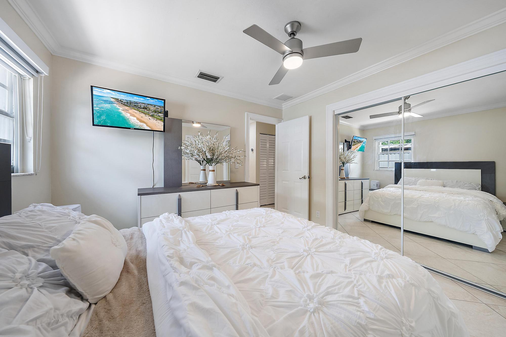 904 Ortega Road West Palm Beach, FL 33405 - Photo 12 of 20 904 Ortega Rd-B-1