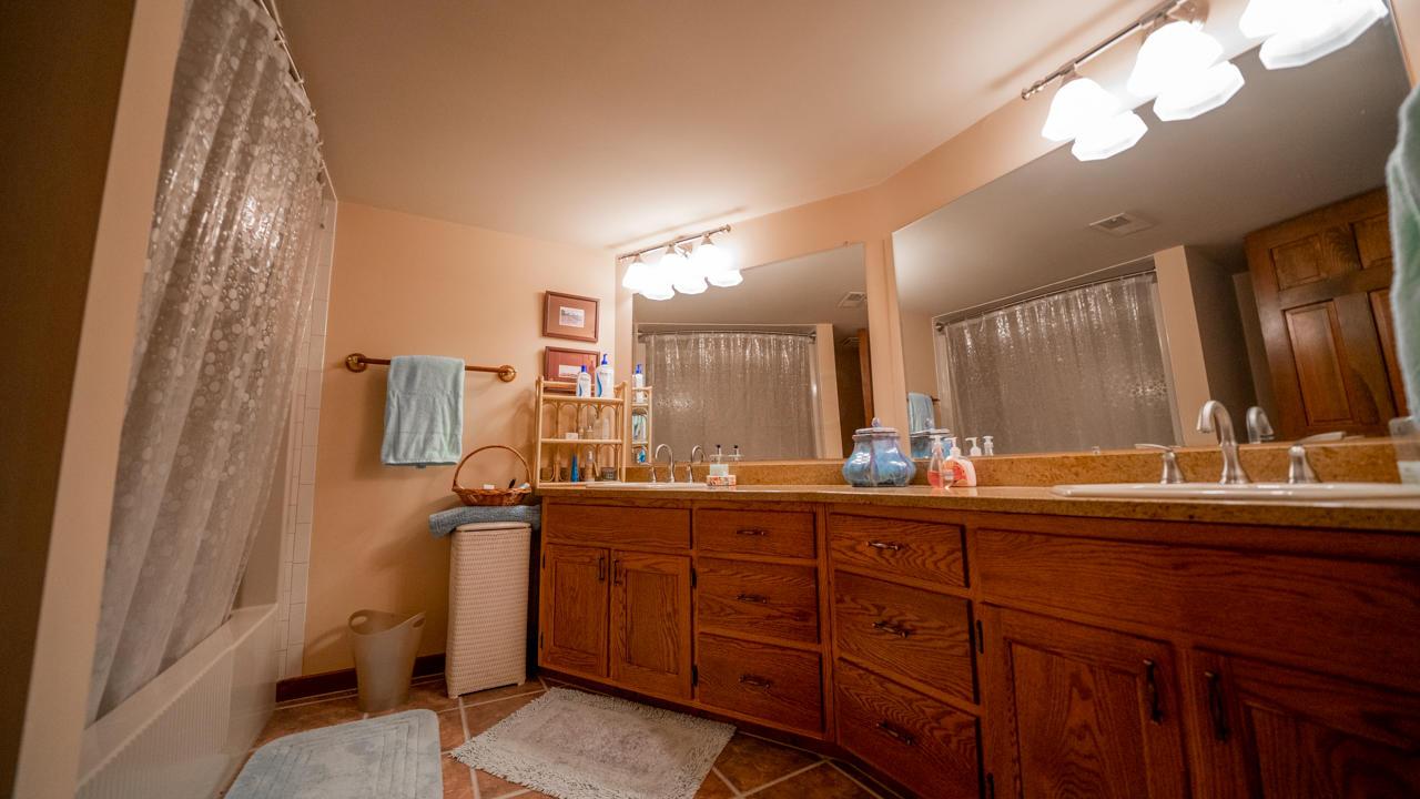 699 Eagle Ridge Powell, OH 43065 - Photo 18 of 21 Gallery Image 18
