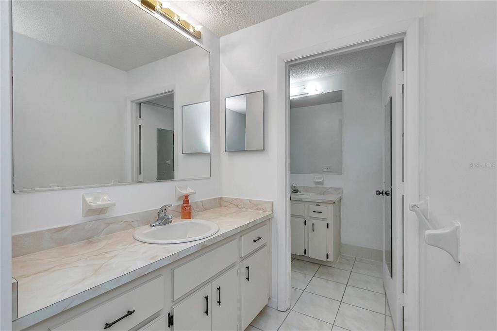 8487 Southwest 108th Place Ocala, FL 34481 - Photo 17 of 49