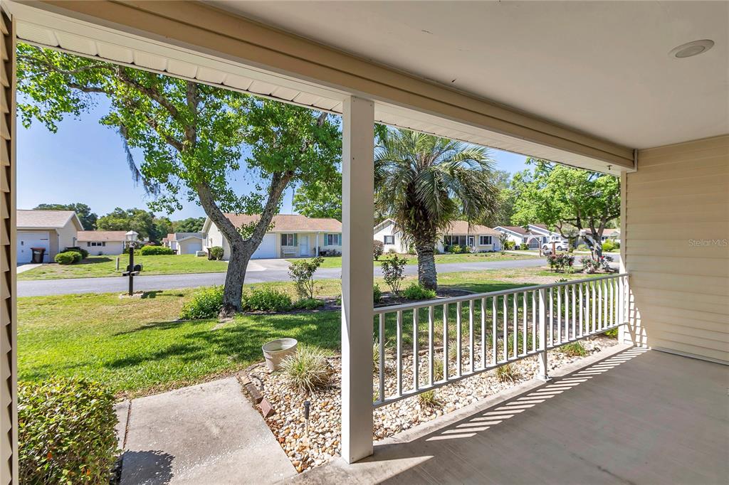 8487 Southwest 108th Place Ocala, FL 34481 - Photo 3 of 49