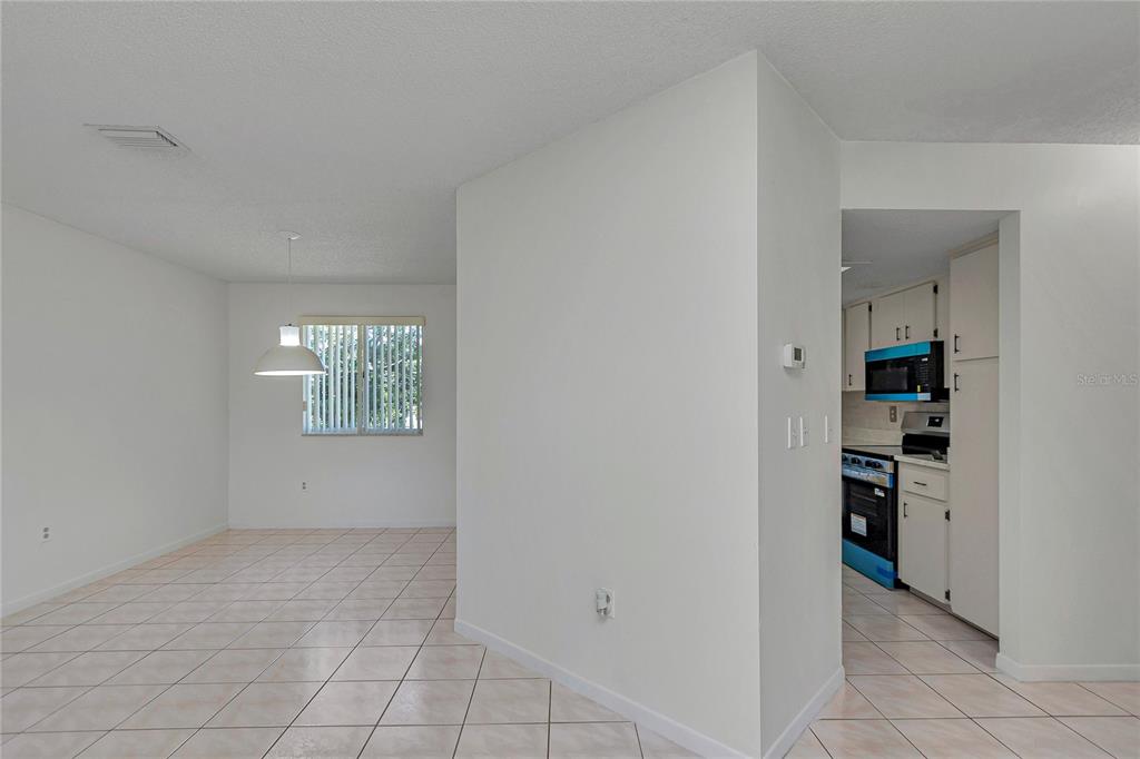 8487 Southwest 108th Place Ocala, FL 34481 - Photo 7 of 49