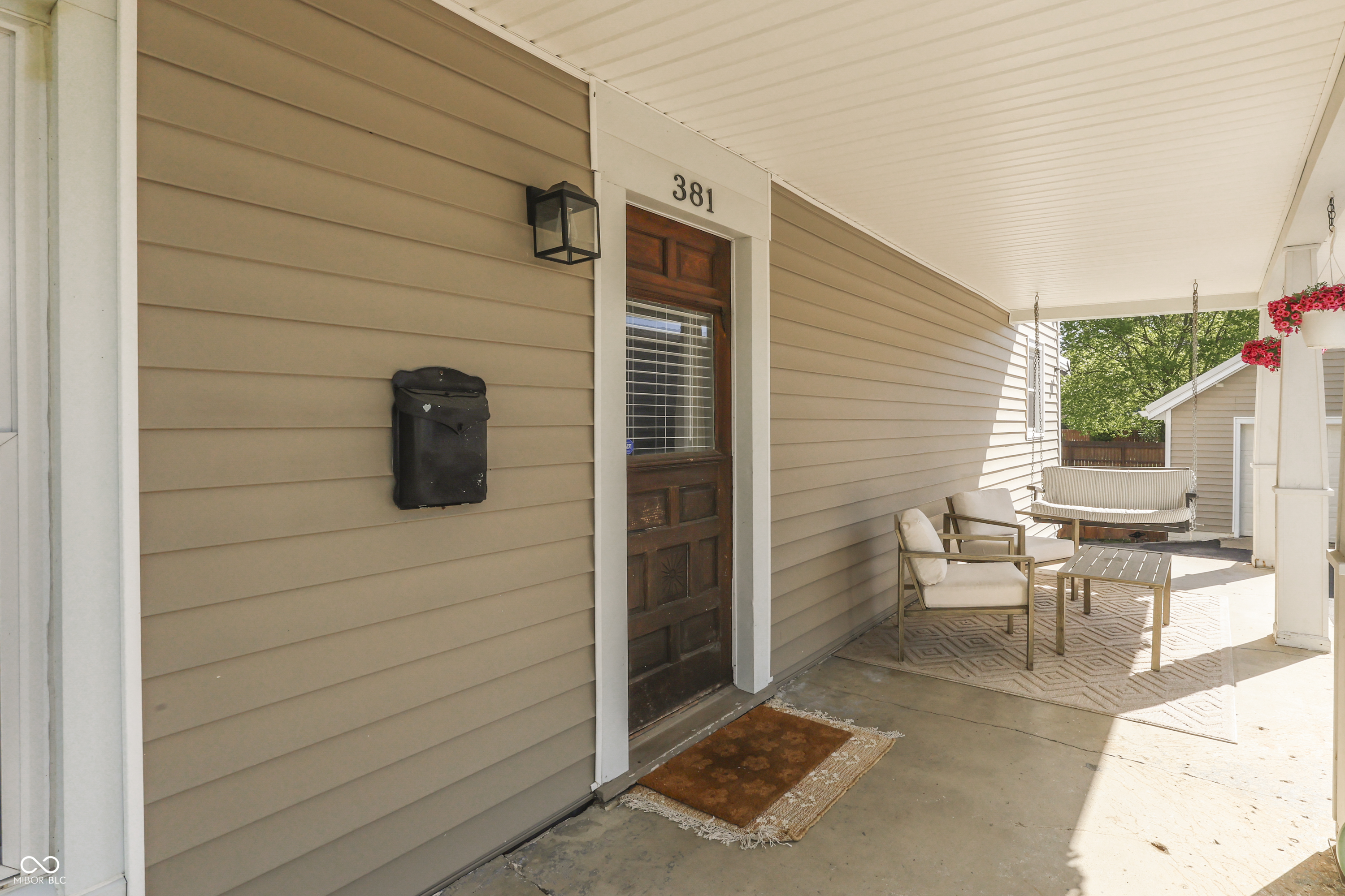 381 Walnut Street Franklin, IN 46131 - Photo 5 of 43