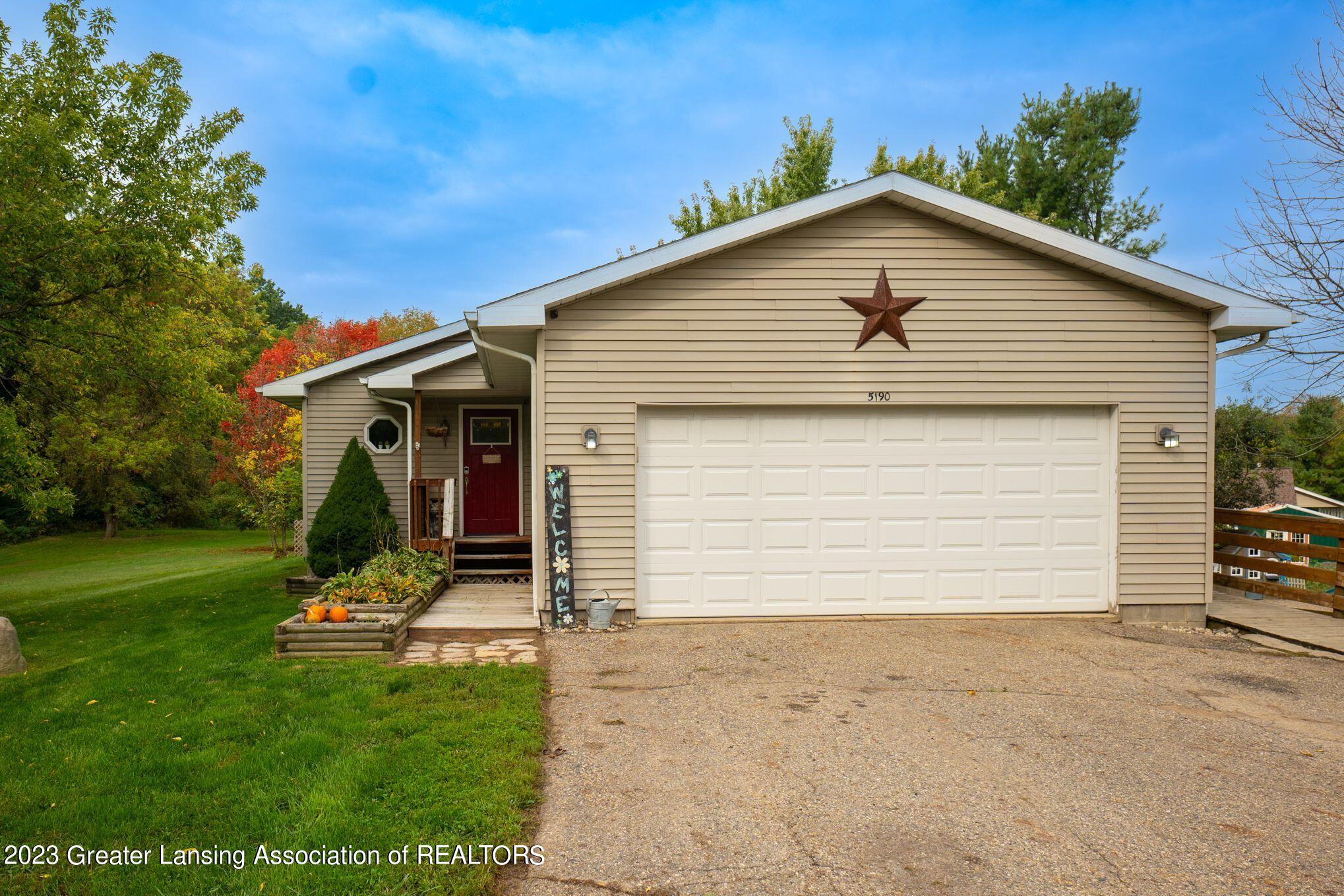 5190 Houston Road Eaton Rapids, MI 48827 - Photo 1 of 33 front