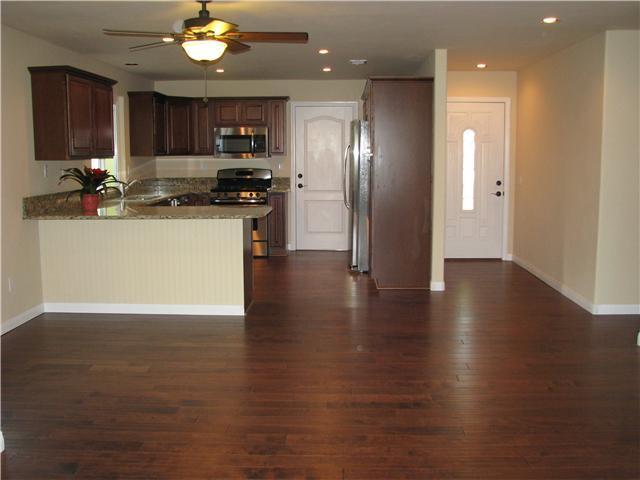 979 La Rue Avenue Fallbrook, CA 92028 - Photo 7 of 18