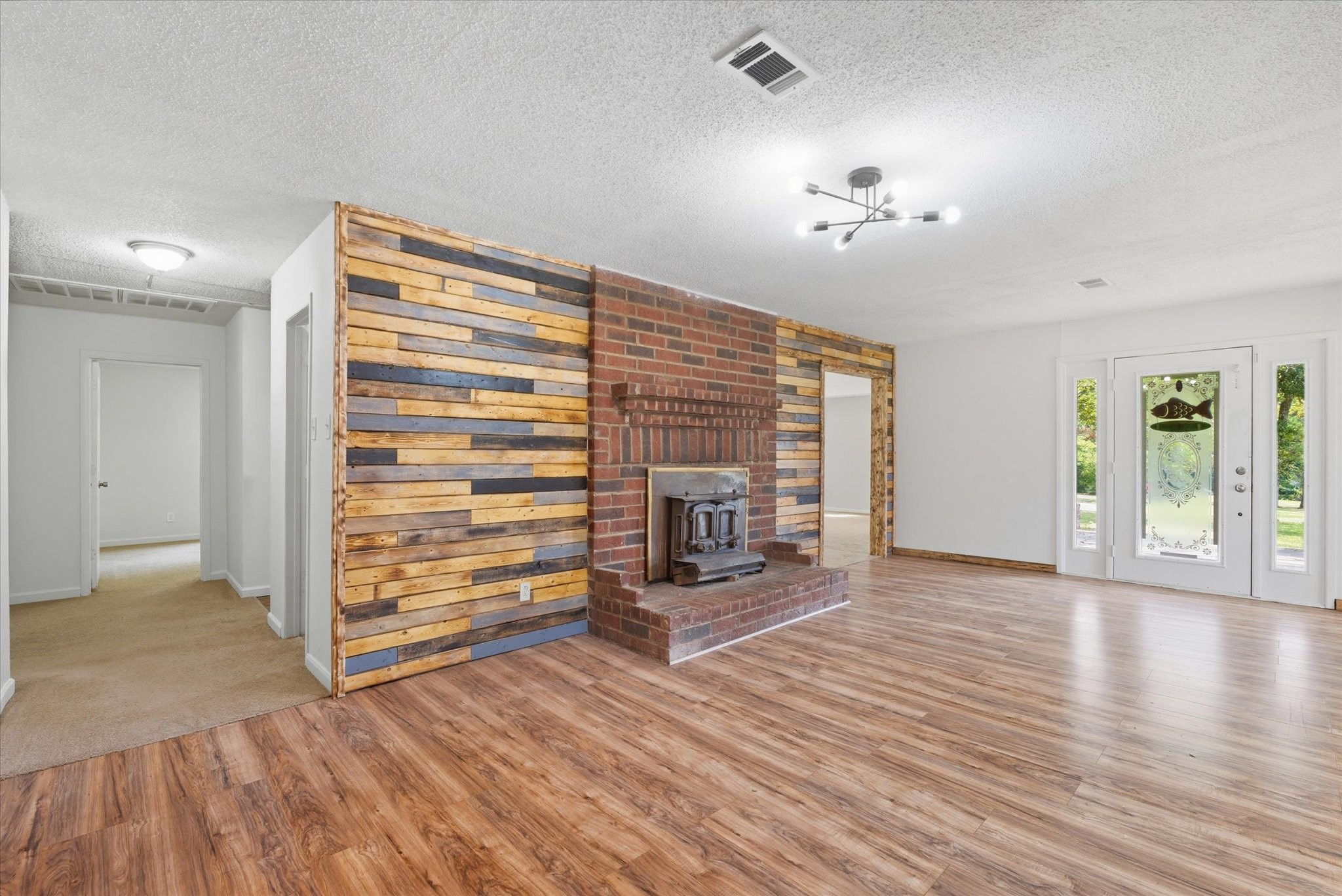 101 Merino Drive Huntsville, TX 77340 - Photo 8 of 42 Custom woodwork throughout the home gives it a cozy feeling.