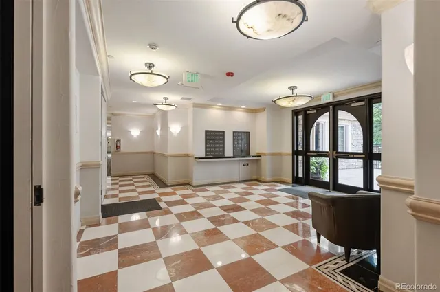 $800,000 | 150 South Madison Street, Unit 109, Denver, CO 80209