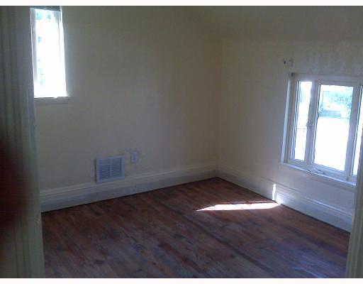 330 Henon Avenue Rochester, PA 15074 - Photo 5 of 7 Master Bedroom.
