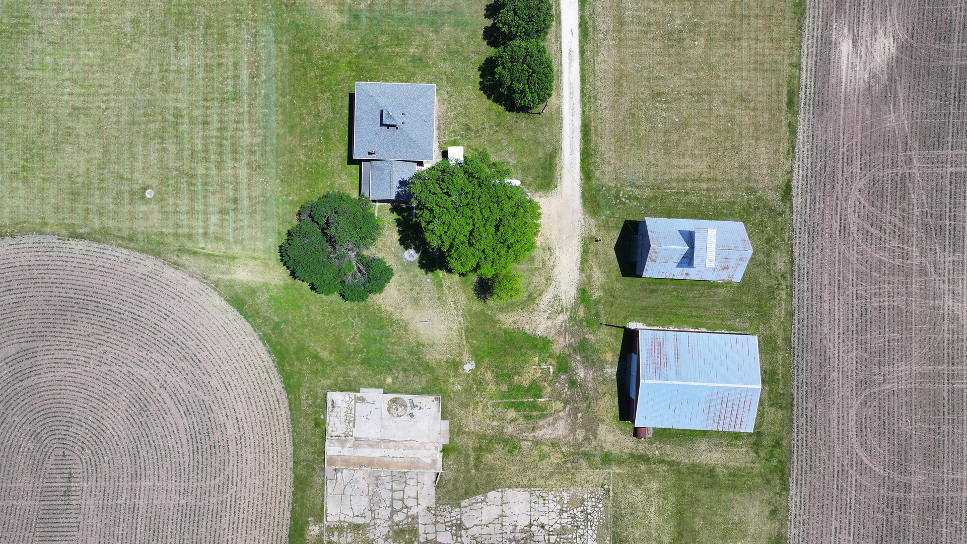 17331 Hillside Road Morrison, IL 61270 - Photo 26 of 34