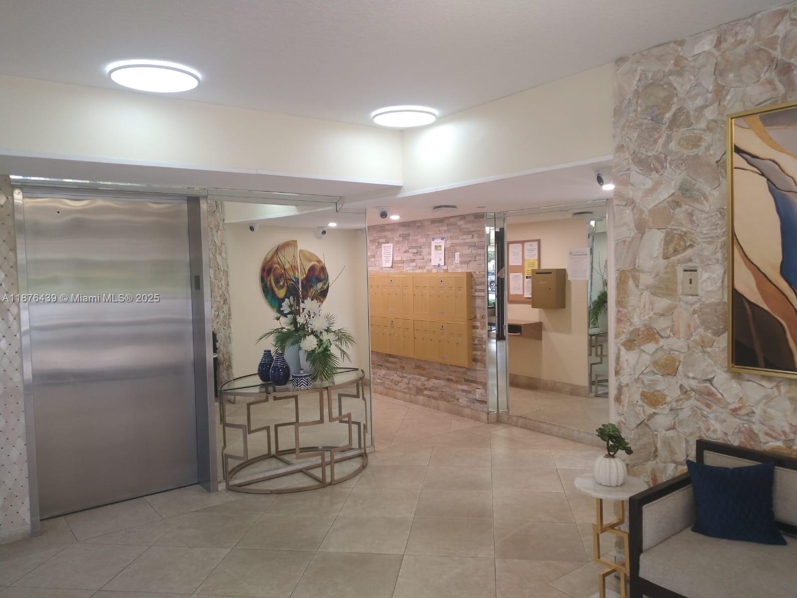 3510 Oaks Way, Unit 509 Pompano Beach, FL 33069 - Photo 1 of 36