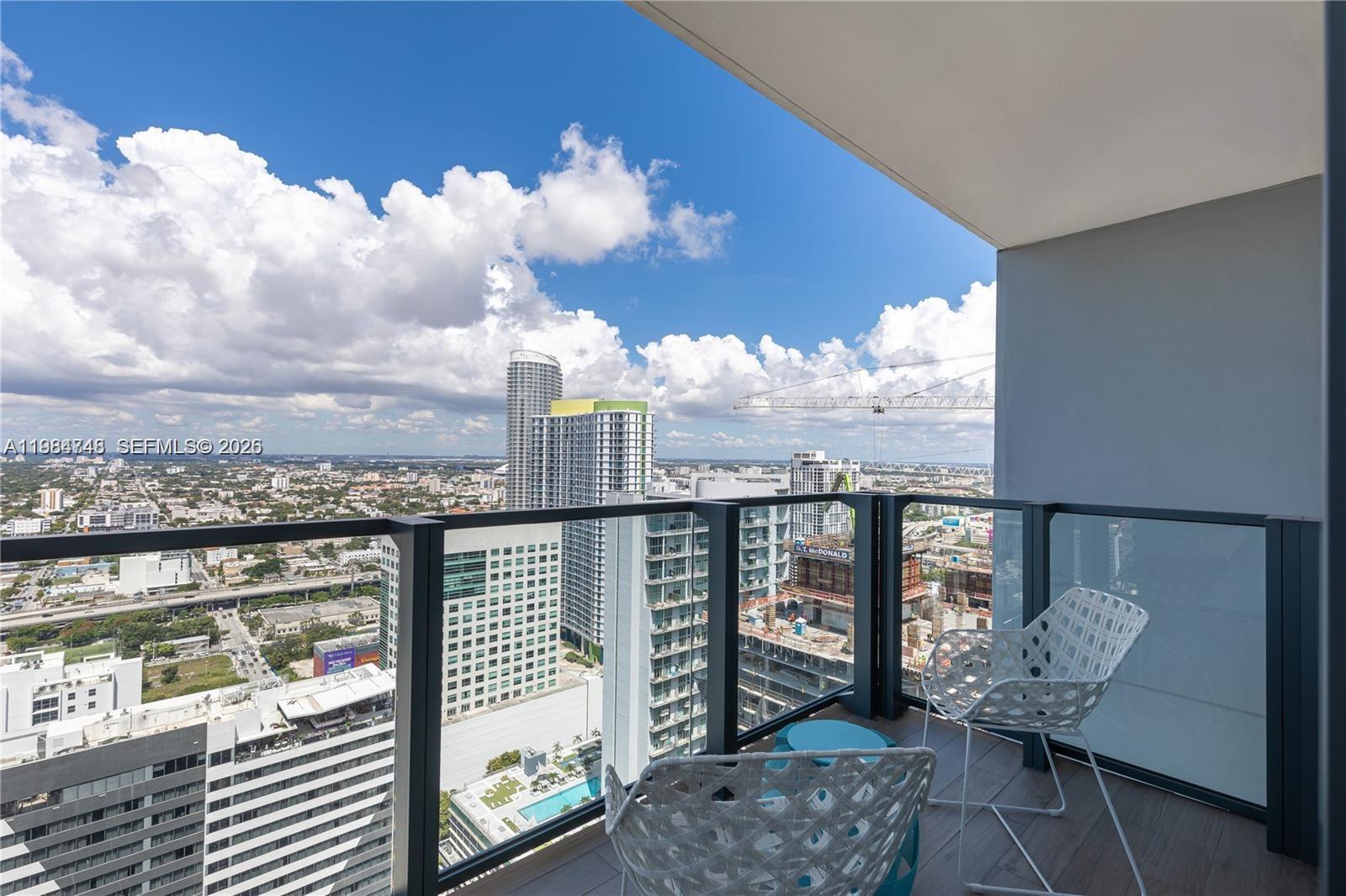 88 Southwest 7th Street, Unit 3406 Miami, FL 33130 - Photo 28 of 39
