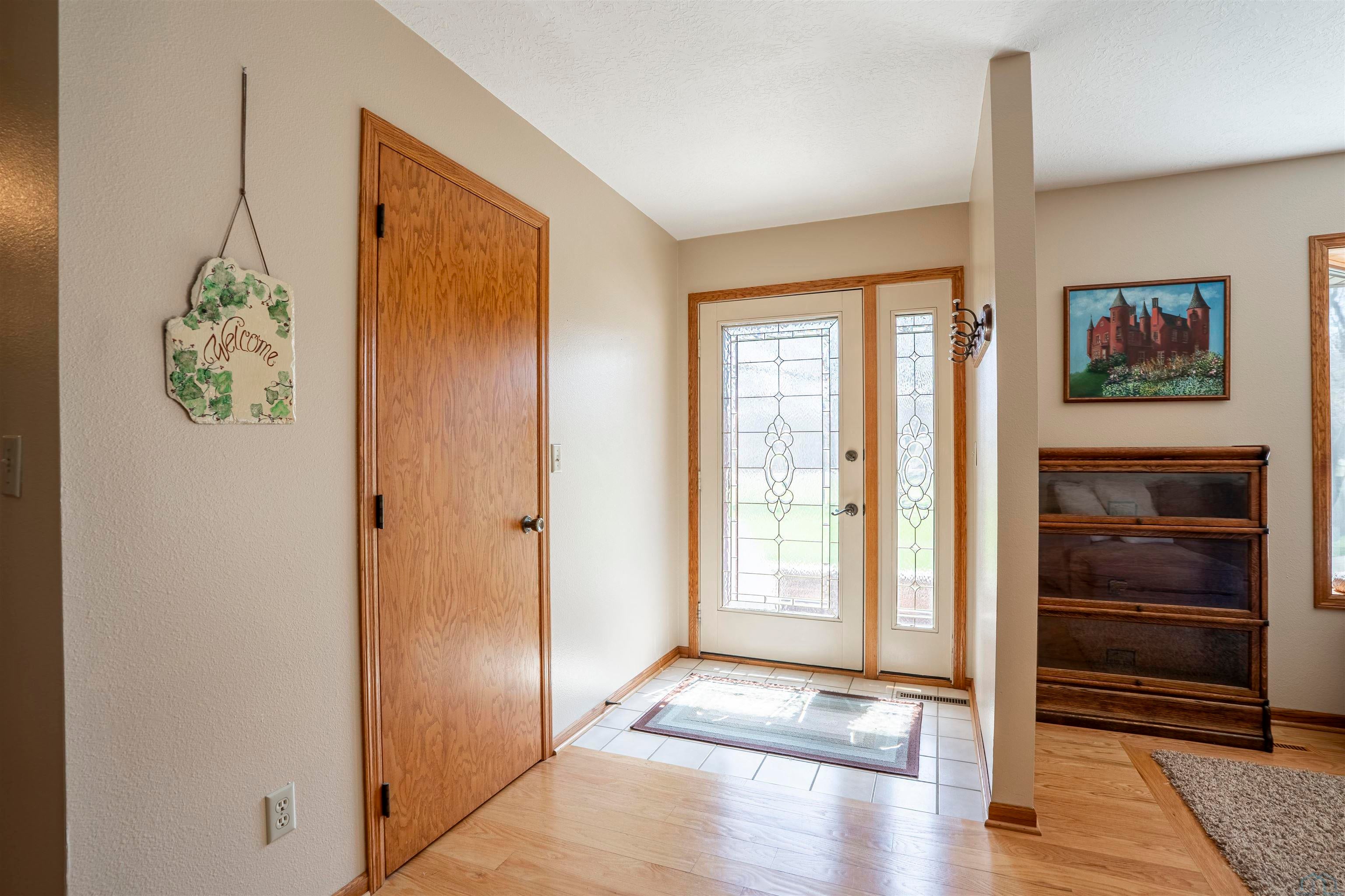 31847 West Loop Road Sioux City, IA 51108 - Photo 9 of 49 Gallery Image 9