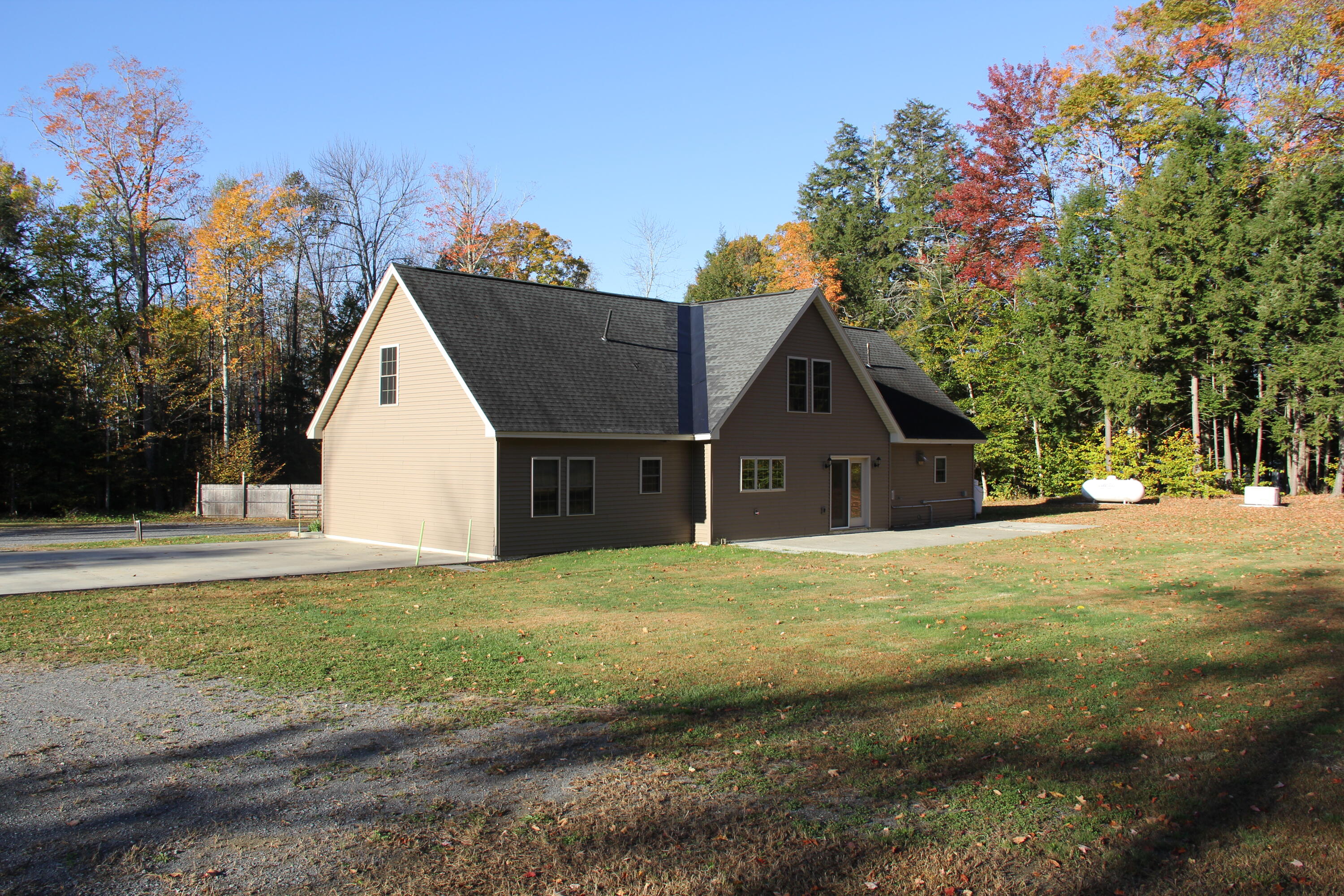 89 Fire Road 9 Madison, ME 04950 - Photo 2 of 37 IMG_0045