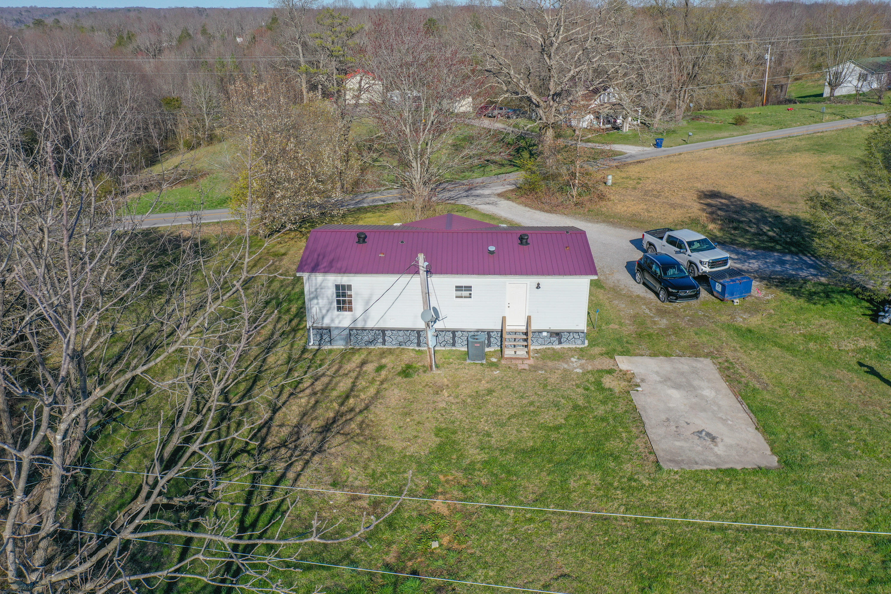 1317 Hawk Creek Road London, KY 40741 - Photo 31 of 39 org_67ae43d957bb69c7_1678911904000-HDR
