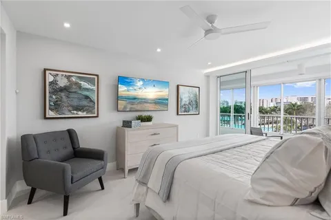 $10,500 | 21 Bluebill Avenue, Unit B302, Naples, FL 34108